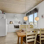 度假居 3 Bedroom Amazing In Harboore 哈博尔